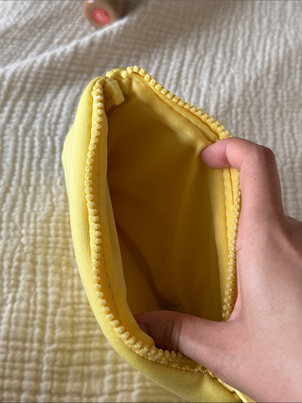 Rhode Lemon Bubble Bag yellow gold cosmetics pouch makeup make up skin Lemontini - Picture 3 of 3